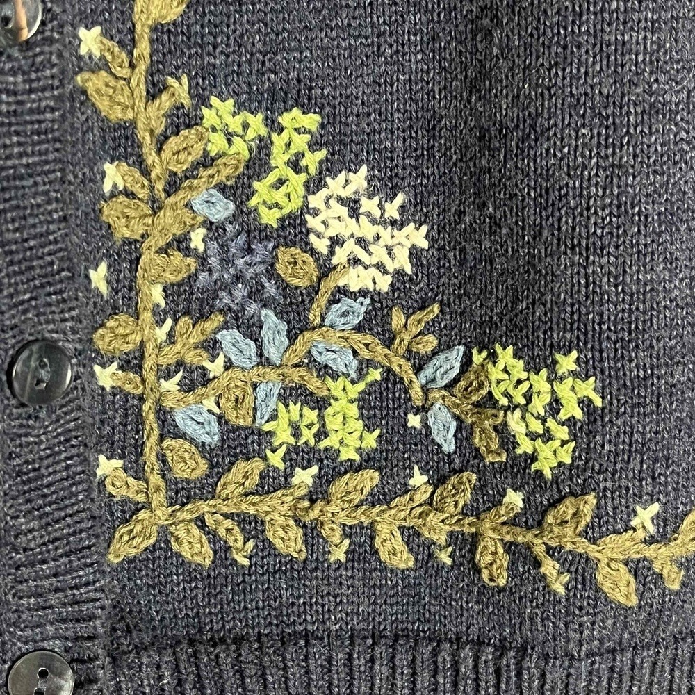 VTG Cottagecore Floral Embroidered Cotton Cardigan Eddie Bauer L Navy Blue Japan - Picture 3 of 10